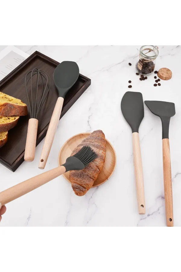 11-piece Silicone Kitchen Utensil Set for Nonstick Cookware Kitchenware Set - Image 2